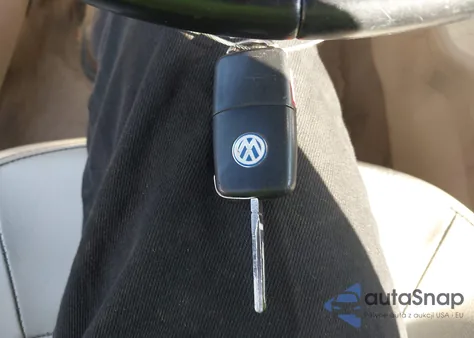 2008 Volkswagen New Beetle Se from USA, damaged, VIN 3VWRF31Y68M412571